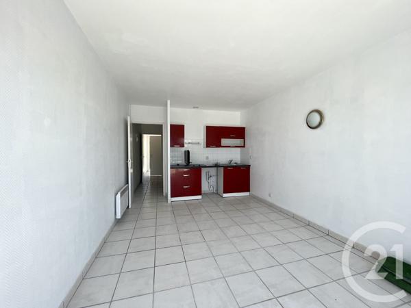 Appartement T2 à vendre  2 pièces - 27,78 m 2   ST PIERRE D OLERON  - 17