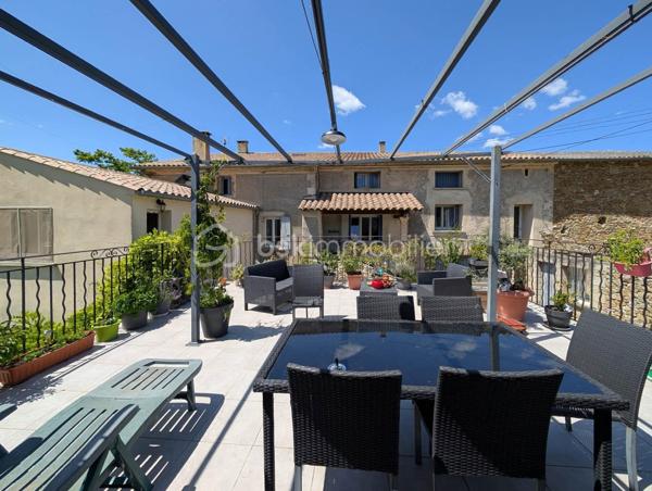 Corps de ferme de 330 m²