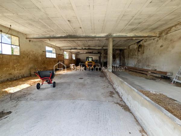 Corps de ferme de 330 m²