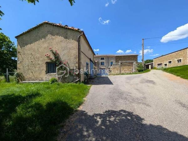 Corps de ferme de 330 m²