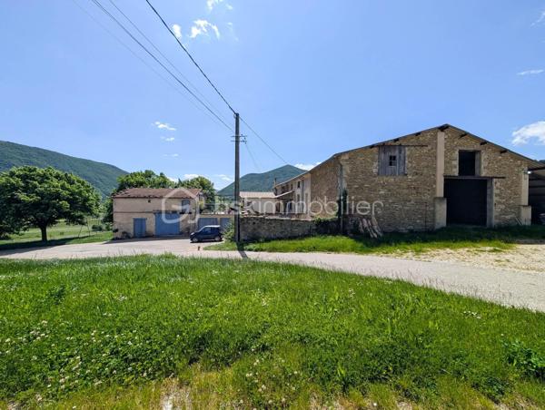 Corps de ferme de 330 m²