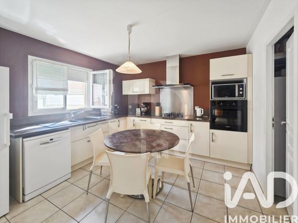 Maison à vendre 4 pièces 96 m² Garons