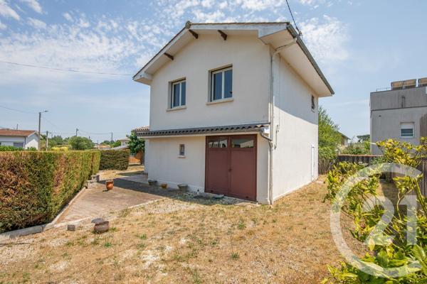 Maison à vendre  4 pièces - 79,53 m 2   ST MEDARD EN JALLES  - 33