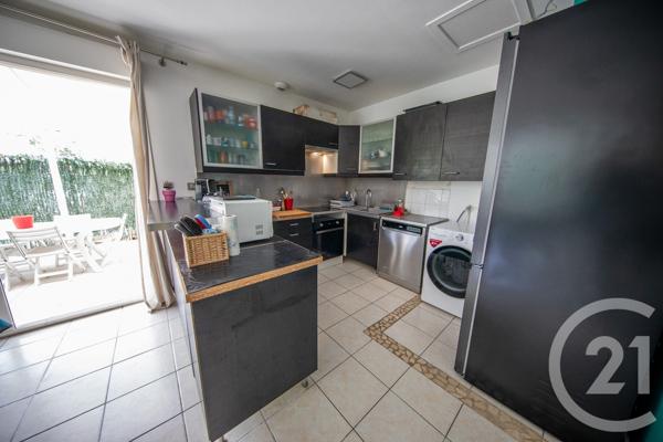 Maison à vendre  4 pièces - 79,53 m 2   ST MEDARD EN JALLES  - 33