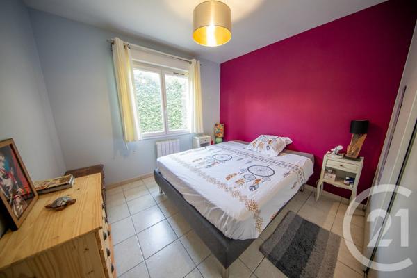 Maison à vendre  4 pièces - 79,53 m 2   ST MEDARD EN JALLES  - 33