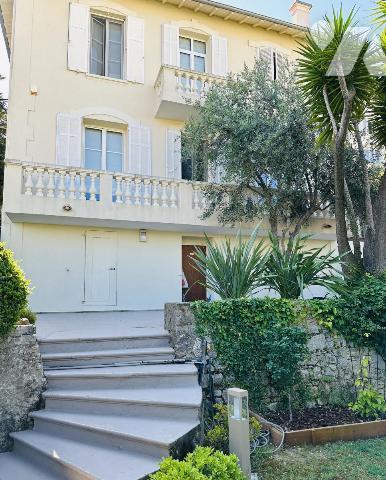 PROCHE VIEUX CANNET MAISON 120 M2 DEBUT 20E EN PARFAIT ETAT AVEC PISCINE