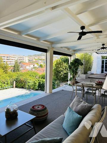 PROCHE VIEUX CANNET MAISON 120 M2 DEBUT 20E EN PARFAIT ETAT AVEC PISCINE
