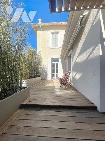 PROCHE VIEUX CANNET MAISON 120 M2 DEBUT 20E EN PARFAIT ETAT AVEC PISCINE