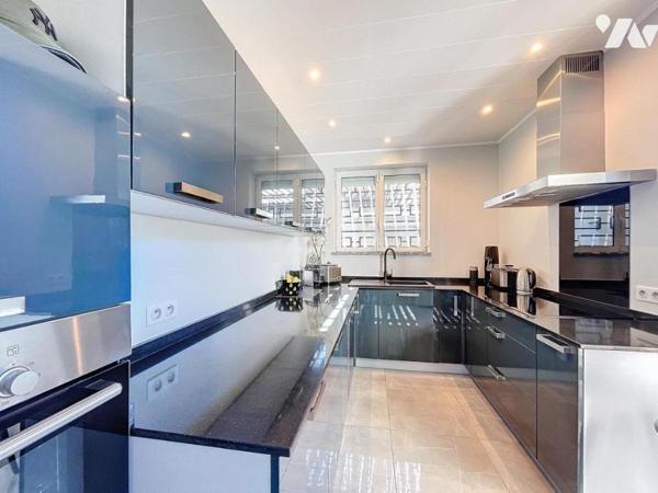 PROCHE VIEUX CANNET MAISON 120 M2 DEBUT 20E EN PARFAIT ETAT AVEC PISCINE