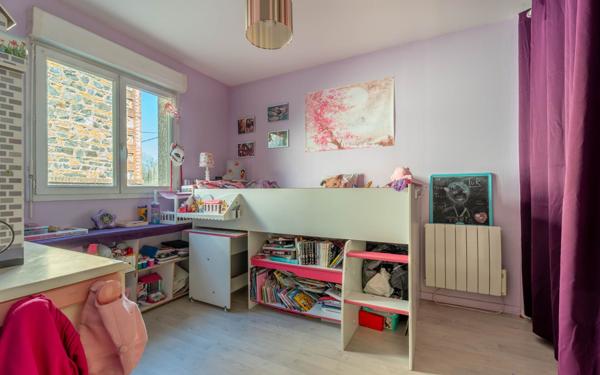 Appartement à vendre    5 pièces • 95 m2 Sain-Bel