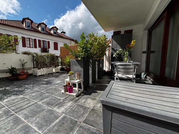 Appartement coeur de ville avec terrasse de 25m2