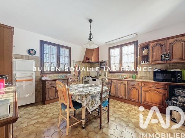 Maison à vendre 5 pièces 196 m² Carnoux-en-Provence