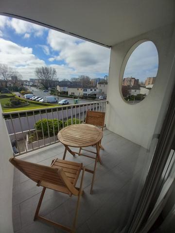 Appartement
                                                                                                                                                                                                                                                                                                                        2 pièce(s)                                                                                                                                                                                                          1 chambre(s)                                                                                                                                                                                                          47  m²