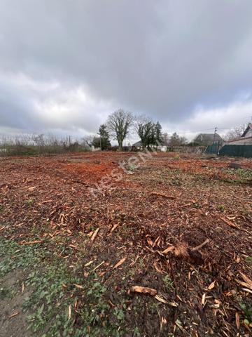 PROUVAIS : Terrain 531 m²