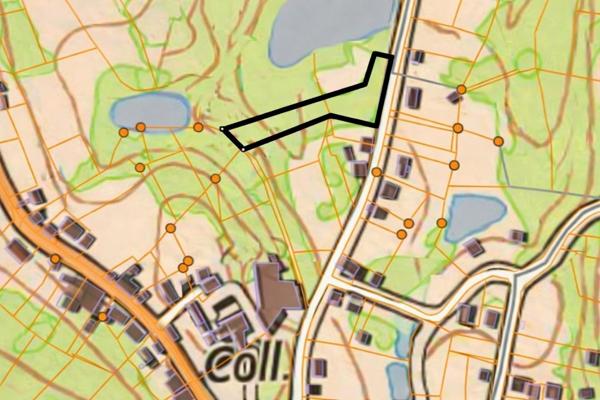 Terrain à bâtir proche du marché de Piégut-Pluviers