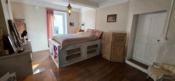 Maison de village de 200 m² à Sauzet