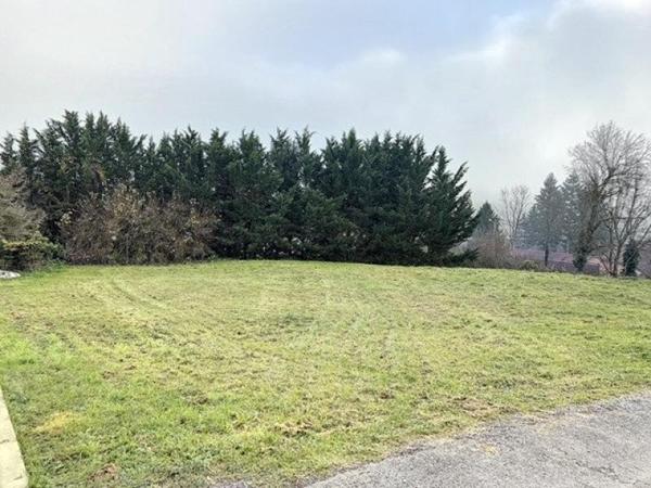 TERRAIN CONSTRUCTIBLE