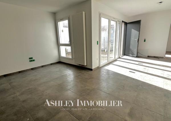 A VENDRE MAISON NEUVE CENTRE VILLE DE PERIGNY