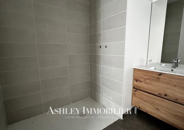 A VENDRE MAISON NEUVE CENTRE VILLE DE PERIGNY