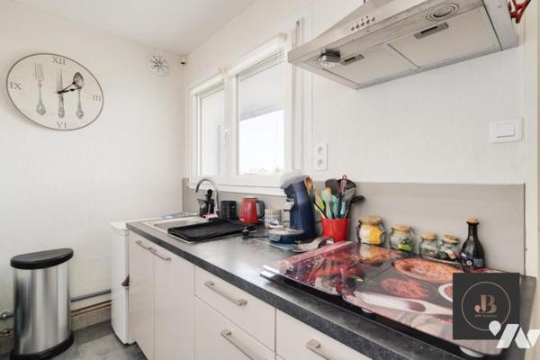Appartement F4 au calme avec balcon 