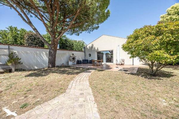 Maison à vendre |  La Jarrie |  7 pièces | 233 m²