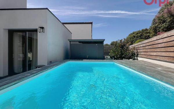 Maison à vendre    5 pièces •  Château-d'Olonne