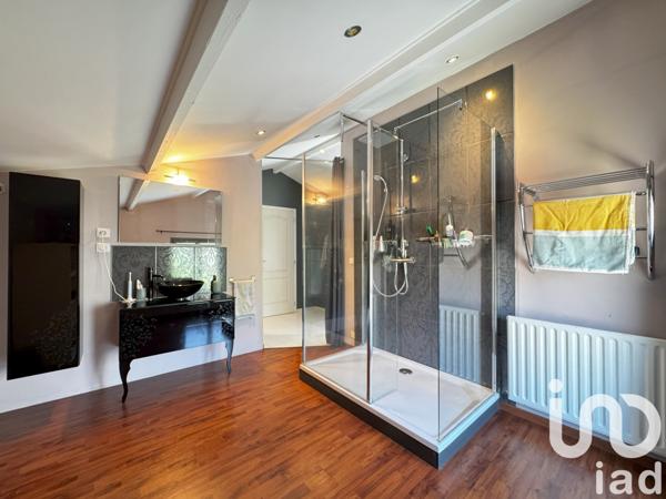 Maison à vendre 6 pièces 190 m² Fontenay-le-Comte