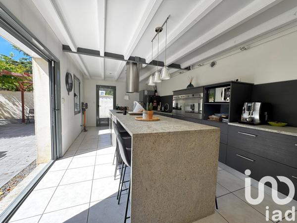 Maison à vendre 6 pièces 190 m² Fontenay-le-Comte