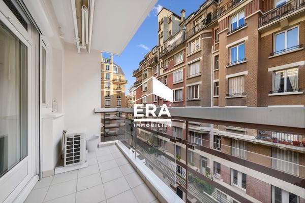 SQUARE DES MUSICIENS - 2 Pieces 45 M2 - 550.000€