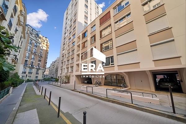 SQUARE DES MUSICIENS - 2 Pieces 45 M2 - 550.000€