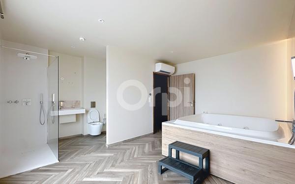 Maison à vendre    6 pièces • 121 m2 Compiègne