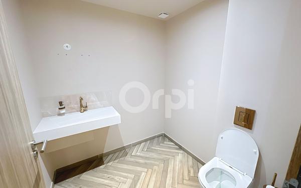 Maison à vendre    6 pièces • 121 m2 Compiègne