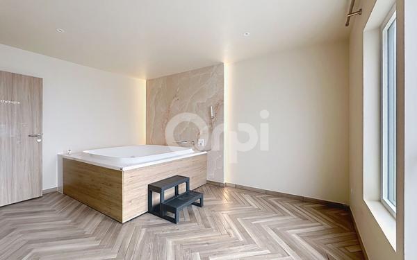 Maison à vendre    6 pièces • 121 m2 Compiègne