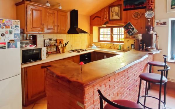 Maison à vendre    2 pièces •  Saint-Astier