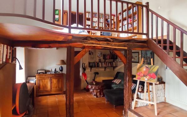 Maison à vendre    2 pièces •  Saint-Astier