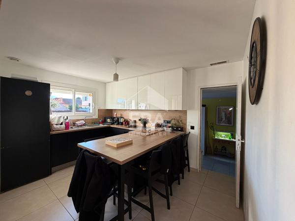 Maison récente 5 pièces à vendre à Latour bas Elne, centre-ville, idéale primo-accédant