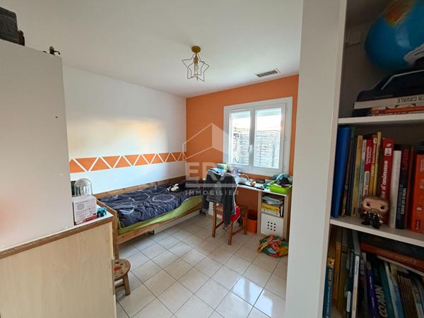 Maison récente 5 pièces à vendre à Latour bas Elne, centre-ville, idéale primo-accédant