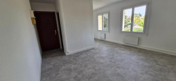 Un appartement de type 2 sis 646 route de nuelles ...
