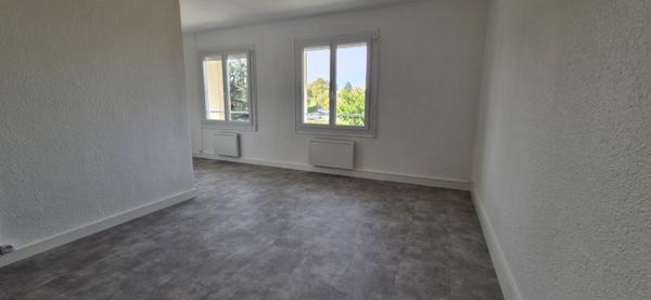 Un appartement de type 2 sis 646 route de nuelles ...