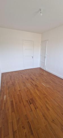 Un appartement de type 2 sis 646 route de nuelles ...