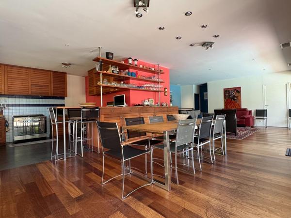 Piraillan , au calme, villa spacieuse 242m²