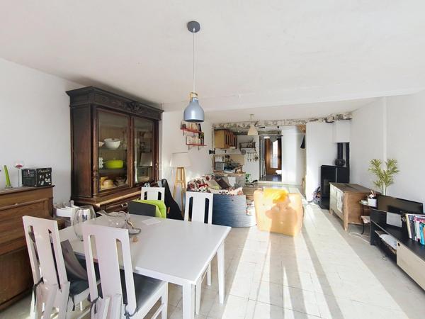 Maison mitoyenne de 75m² avec 2 chambres