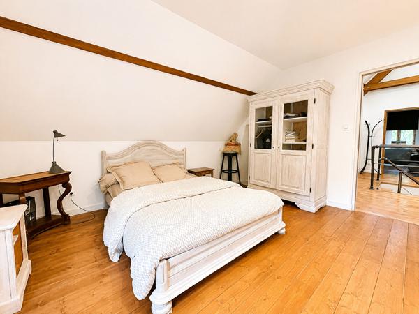 Maison Crepy En Valois 7 pièce(s) 162 m2