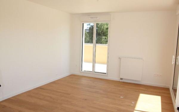 Appartement à louer    3 pièces •  Châtenay-Malabry