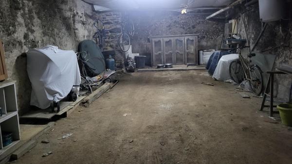 MAISON DE 145M² AU COEUR DE BEAUJEU AVEC 1700m² DE TERRAIN