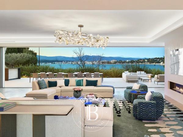 Antibes, Villa  1 650 m² à vendre