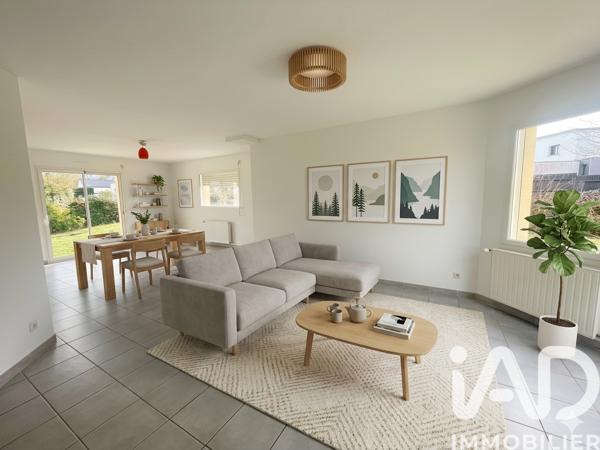 Maison à vendre 6 pièces 122 m² Bourgbarré