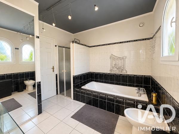 Maison à vendre 6 pièces 134 m² Aubigny-Les Clouzeaux