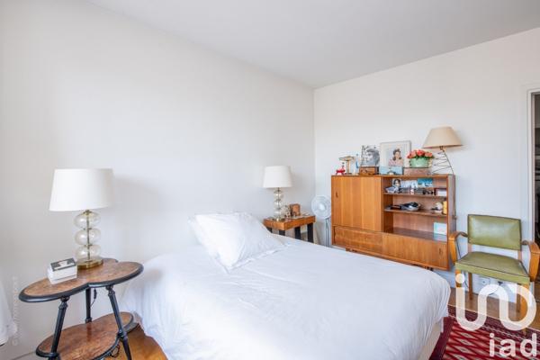 Appartement 4 pièces de 108 m² à Paris (75016)