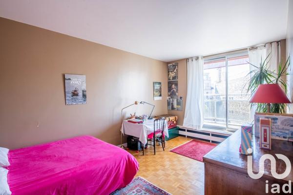 Appartement 4 pièces de 108 m² à Paris (75016)